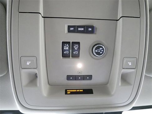 Used 2016 GMC Yukon Denali w/ Open Road Package image 23