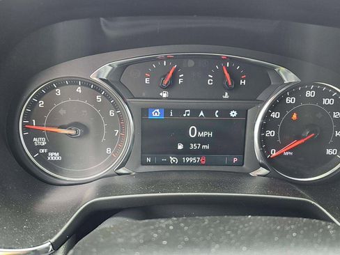 Used 2025 Chevrolet Blazer LT AWD/4WD image 24