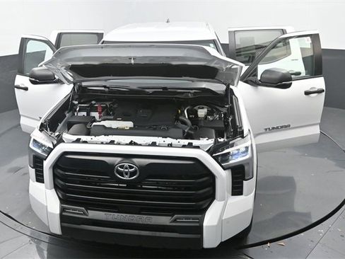 Used 2024 Toyota Tundra SR5 w/ SR5 Convenience Package image 32