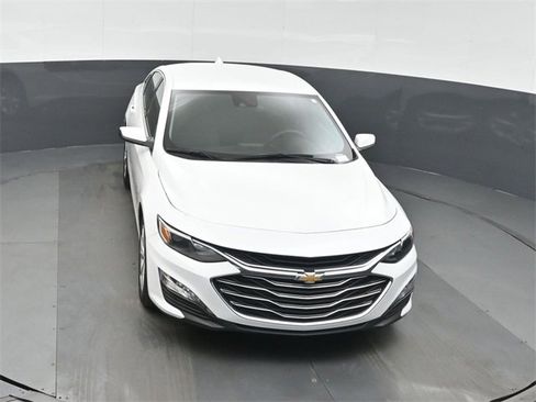 Used 2024 Chevrolet Malibu LT image 35