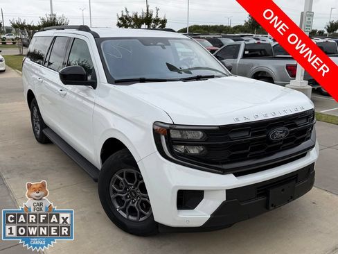 Used 2025 Ford Expedition Max Active AWD/4WD image 3