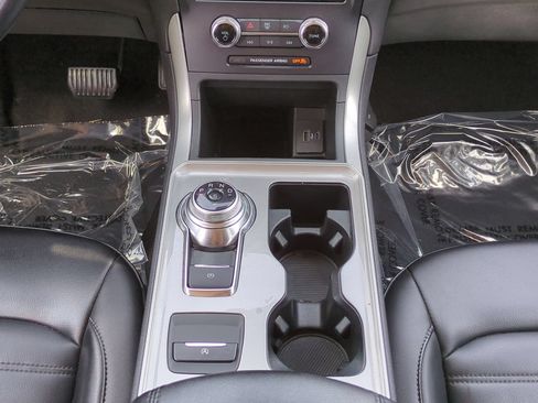 Used 2024 Ford Edge SEL AWD/4WD image 19
