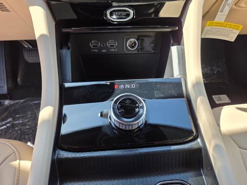 New 2026 Jeep Grand Cherokee Limited RWD image 15