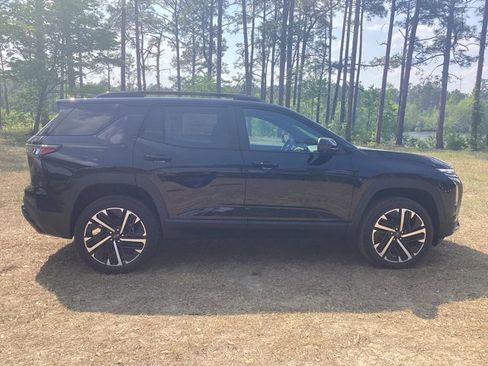 New 2026 Chevrolet Equinox RS w/ Convenience Package III FWD image 5