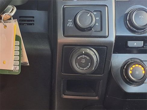 Used 2018 Ford F150 XLT w/ Equipment Group 302A Luxury image 15