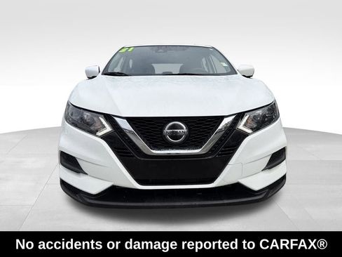 Used 2021 Nissan Rogue Sport S image 2