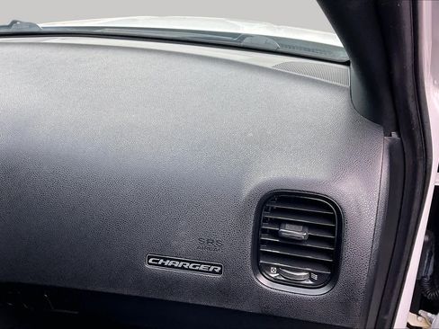 Used 2018 Dodge Charger GT w/ Beats Audio Group AWD/4WD image 19