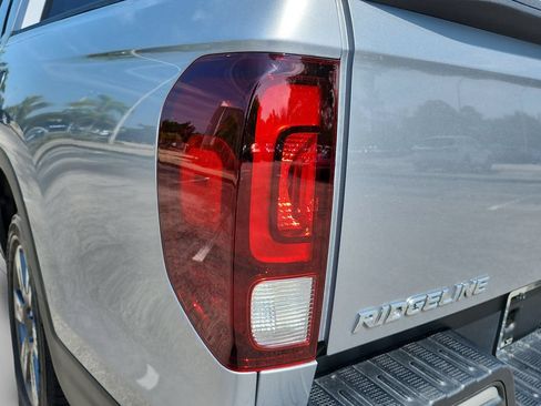 Used 2017 Honda Ridgeline RTL-T image 15