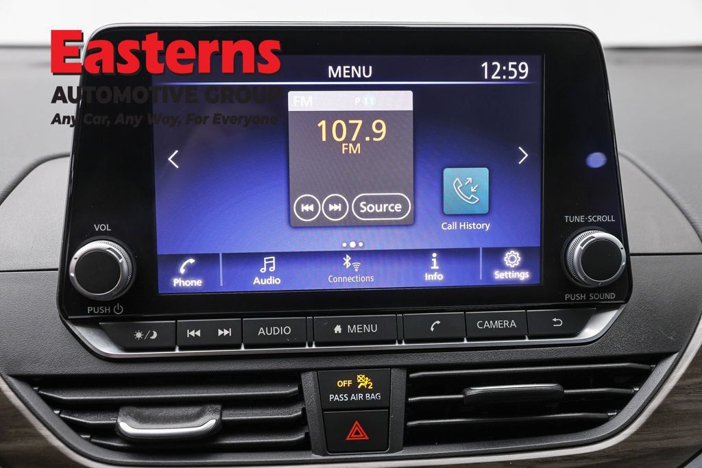 Used 2025 Nissan Altima 2.5 SV FWD image 20