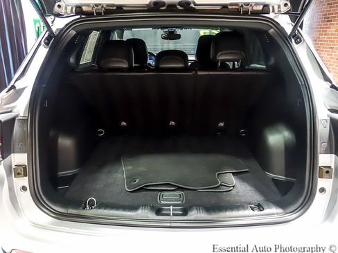 Used 2025 Jeep Compass Limited AWD/4WD image 25