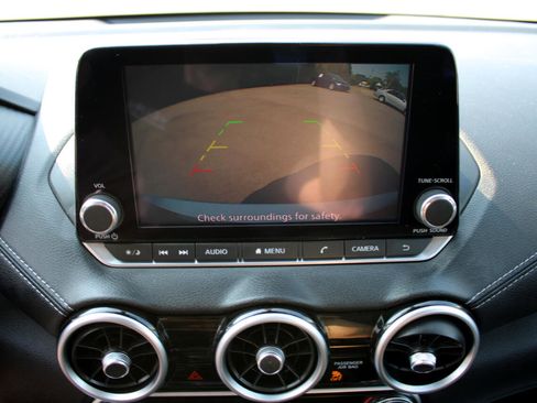 Used 2021 Nissan Sentra SV image 22