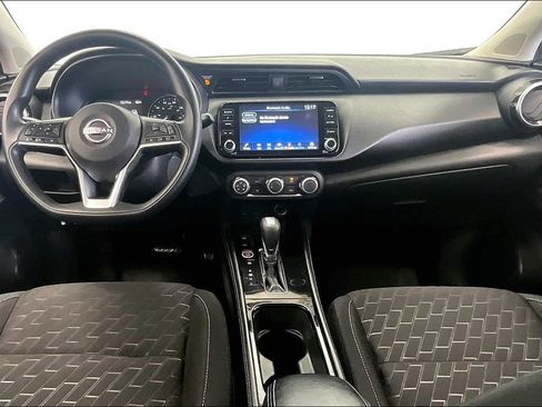 Used 2023 Nissan Kicks SV FWD image 15