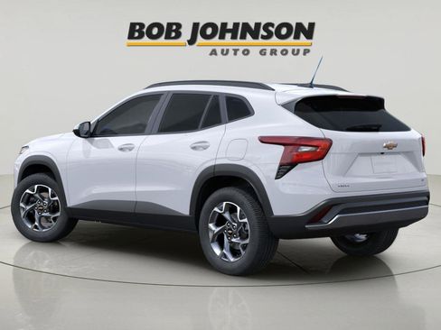 New 2026 Chevrolet Trax LT FWD image 4