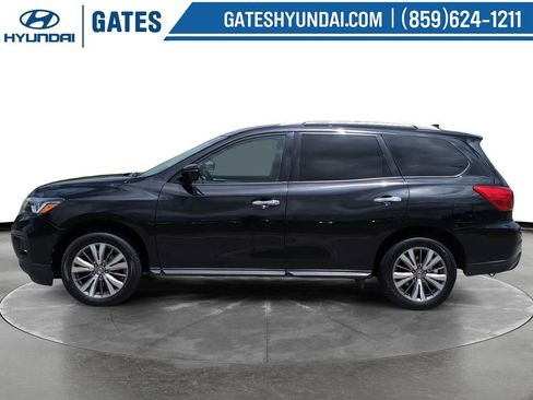 Used 2020 Nissan Pathfinder SL AWD/4WD image 6