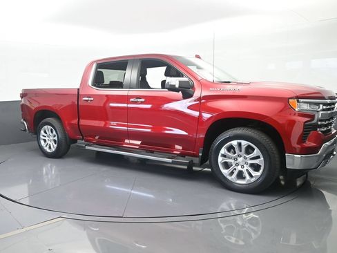Used 2024 Chevrolet Silverado 1500 LTZ RWD image 8