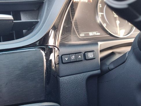 Certified 2025 Lexus ES 350 350 Premium Package image 29