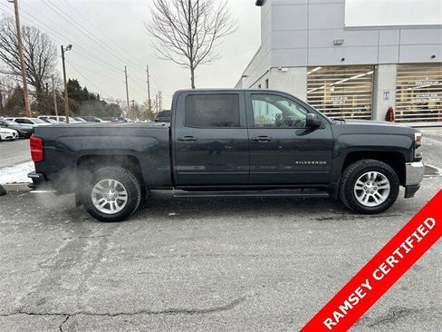 Used 2018 Chevrolet Silverado 1500 LT w/ All Star Edition image 9