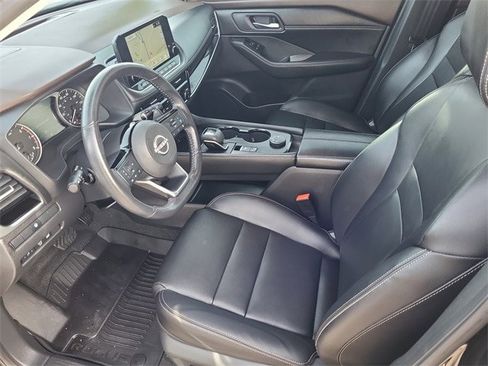 Used 2023 Nissan Rogue SL w/ SL Premium Package image 25