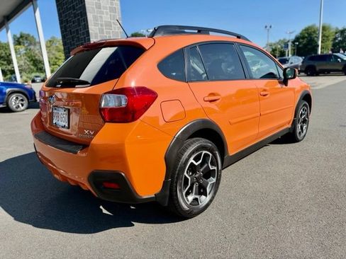 Used 2015 Subaru Crosstrek 2.0i Limited AWD/4WD image 6