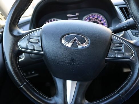 Used 2017 INFINITI Q50 2.0t w/ Moonroof Package image 19