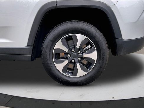 Used 2024 Jeep Grand Cherokee Limited 4xe AWD/4WD image 37