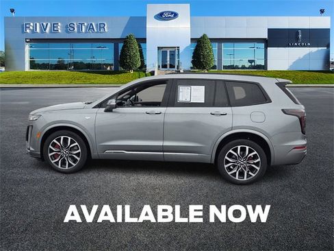 Used 2025 Cadillac XT6 Sport w/ Technology Package image 4