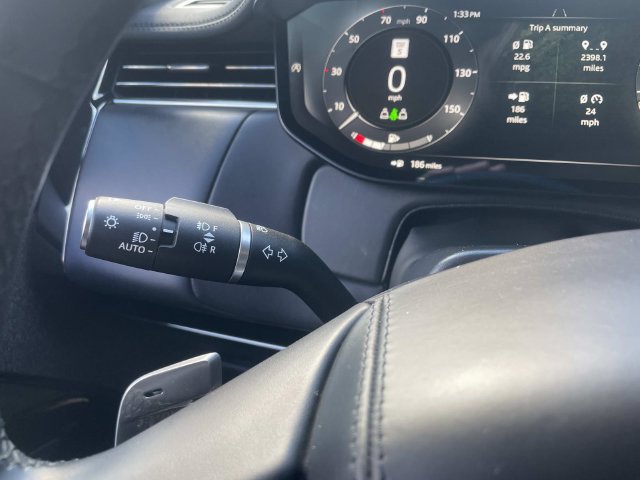 Used 2025 Land Rover Range Rover Sport SE AWD/4WD image 30
