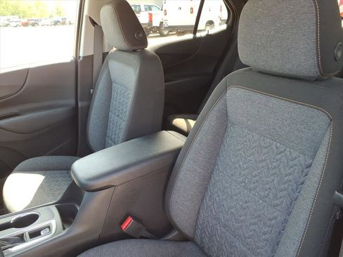 Used 2024 Chevrolet Equinox LT w/ LPO, Floor Liner Package AWD/4WD image 12