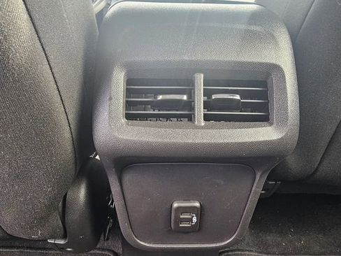 Used 2024 Chevrolet Equinox LS image 18