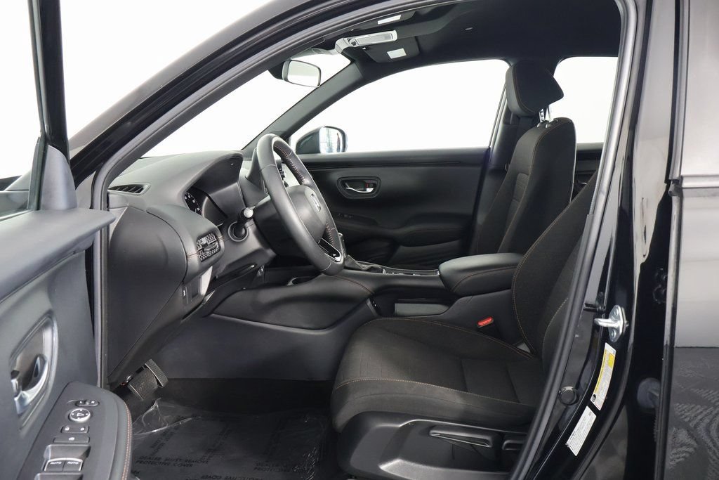 Used 2024 Honda HR-V Sport image 10