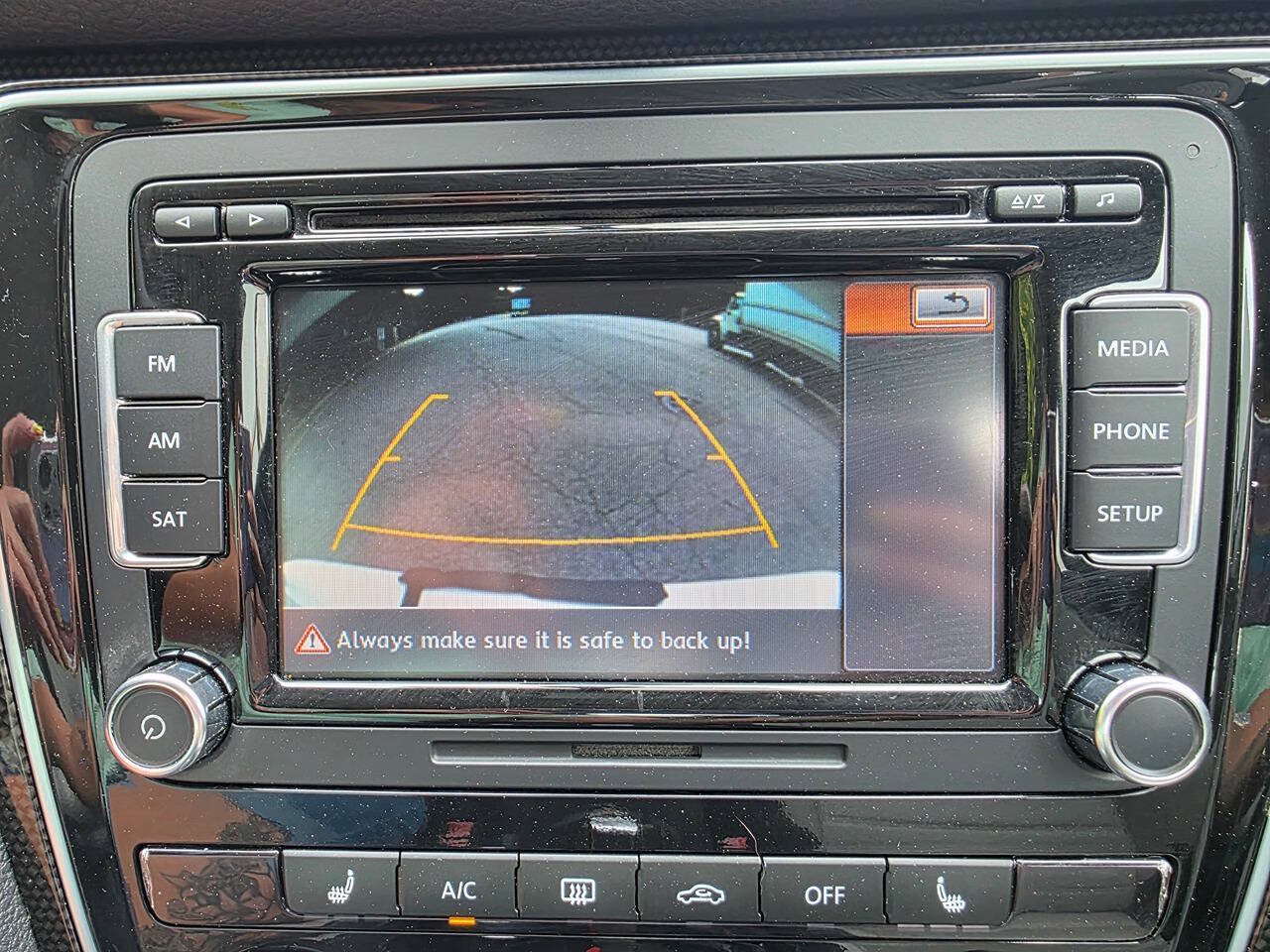 Used 2014 Volkswagen Passat 1.8T Sport FWD image 23