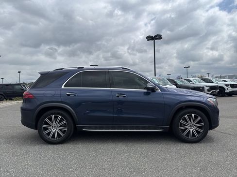 Used 2025 Mercedes-Benz GLE 350 4MATIC image 4
