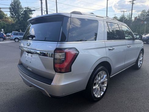 Used 2019 Ford Expedition Limited w/ Equipment Group 302A AWD/4WD image 5