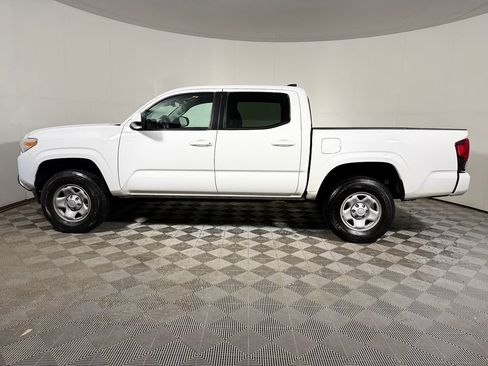 Used 2023 Toyota Tacoma SR w/ SR Convenience Package RWD image 3