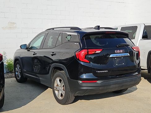 Used 2018 GMC Terrain SLE w/ Driver Convenience Package FWD image 7