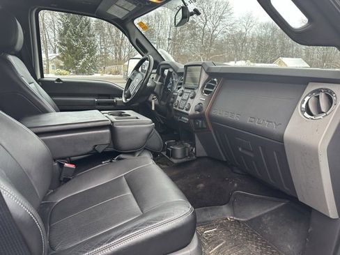 Used 2016 Ford F250 Lariat w/ Chrome Package image 14