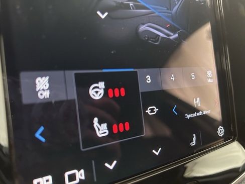 Used 2024 Volvo XC90 B5 Plus w/ Protection Package Premier image 19