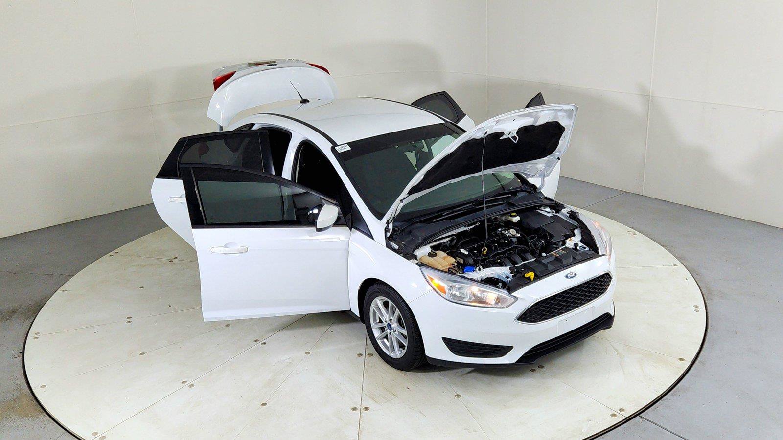Used 2018 Ford Focus SE FWD image 24