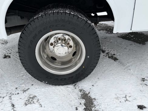 Used 2016 Ford F350 XL w/ Power Equipment Group image 18