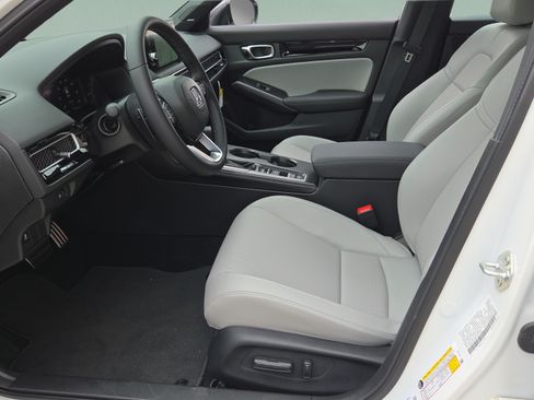 Used 2026 Honda Civic Sport Touring image 24