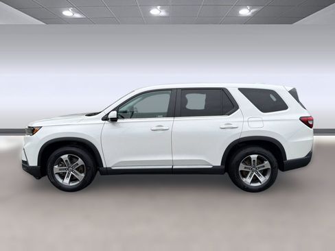 Used 2024 Honda Pilot EX-L image 2