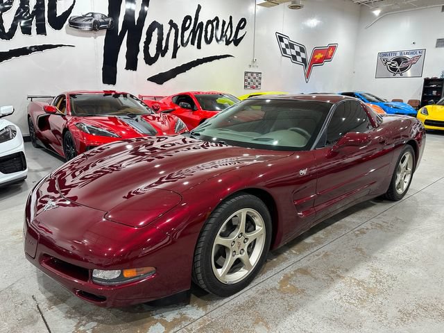 Used 2003 Chevrolet Corvette Coupe w/ Preferred Equipment Group RWD image 19