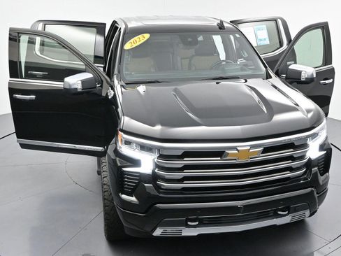 Used 2023 Chevrolet Silverado 1500 High Country w/ High Country Premium Package AWD/4WD image 37