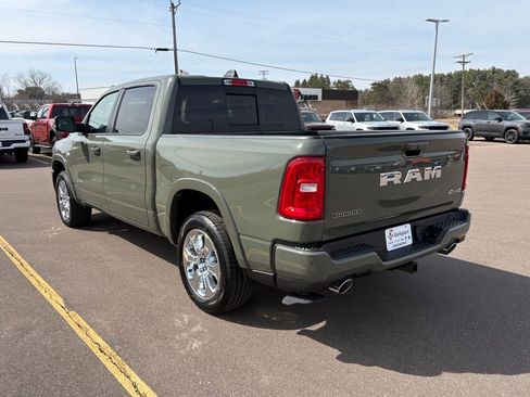 New 2026 RAM 1500 4x4 Crew Cab image 3