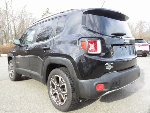 Used 2015 Jeep Renegade Limited image 8