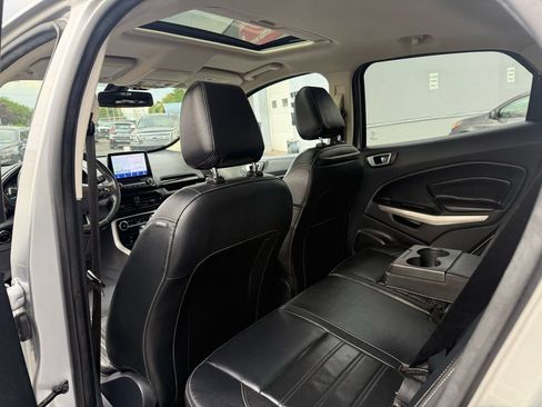 Used 2020 Ford EcoSport Titanium AWD/4WD image 11