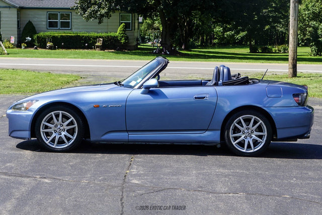 Used 2004 Honda S2000 image 3