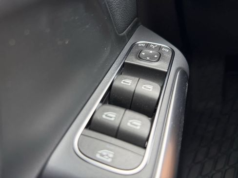 Used 2026 Mercedes-Benz GLA 250 4MATIC image 24