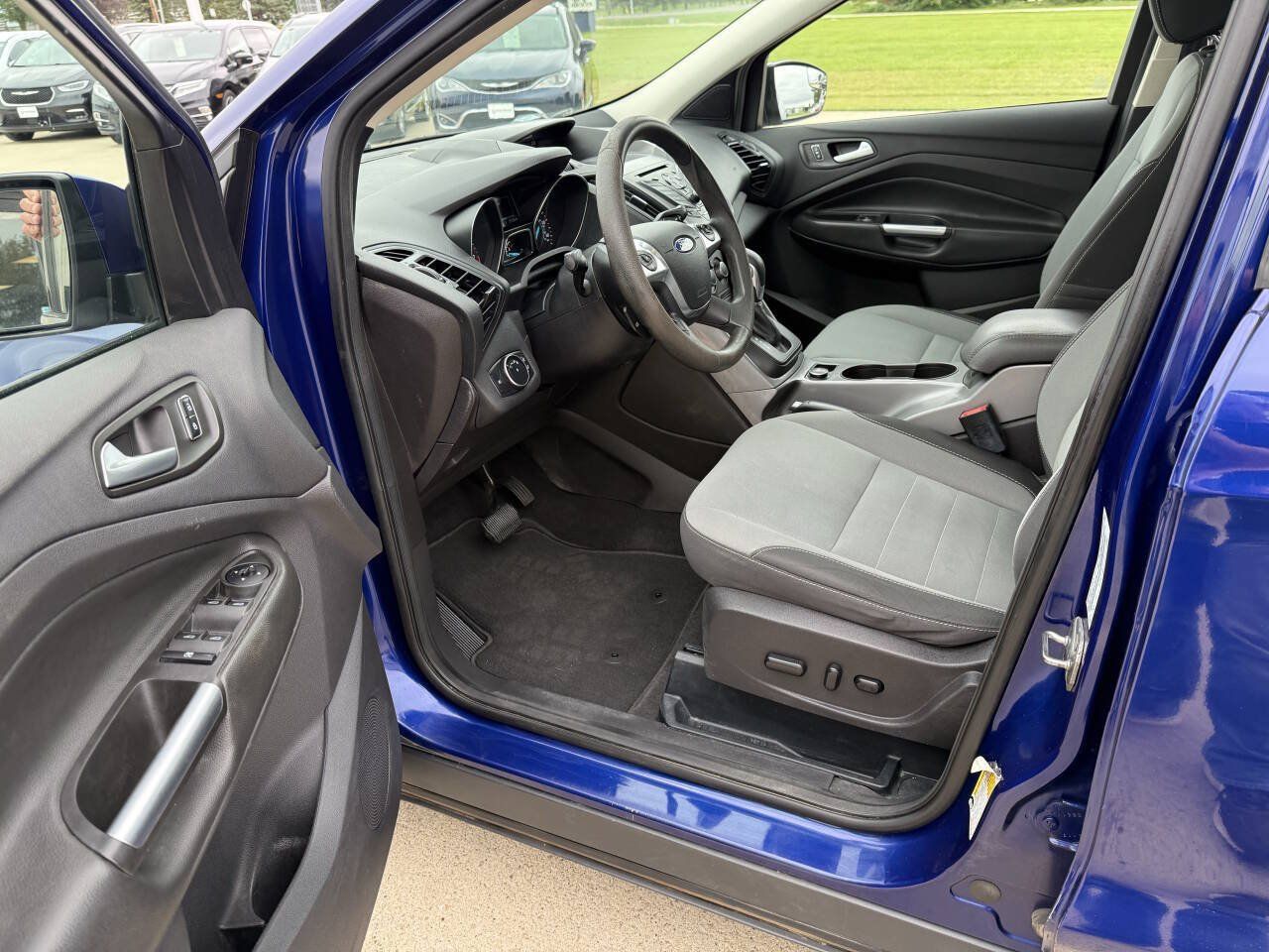 Used 2016 Ford Escape SE AWD/4WD image 5