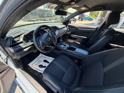 Used 2020 Honda Civic Sport image 9